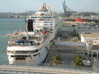 Filename=Pre-cruise4_001.jpg
Filesize=1282KiB
Dimensions=2048x1536
Date added=Sep 15, 2019 Pre-cruise4_001.jpg