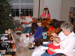 Filename=Christmas_Eve_2001_051.jpg
Filesize=1297KiB
Dimensions=2048x1536
Date added=Sep 28, 2019 Christmas_Eve_2001_051.jpg