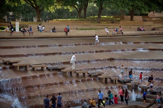 Filename=DSC_2543.jpg
Filesize=13637KiB
Dimensions=7360x4912
Date added=Sep 27, 2019 DSC_2543.jpg