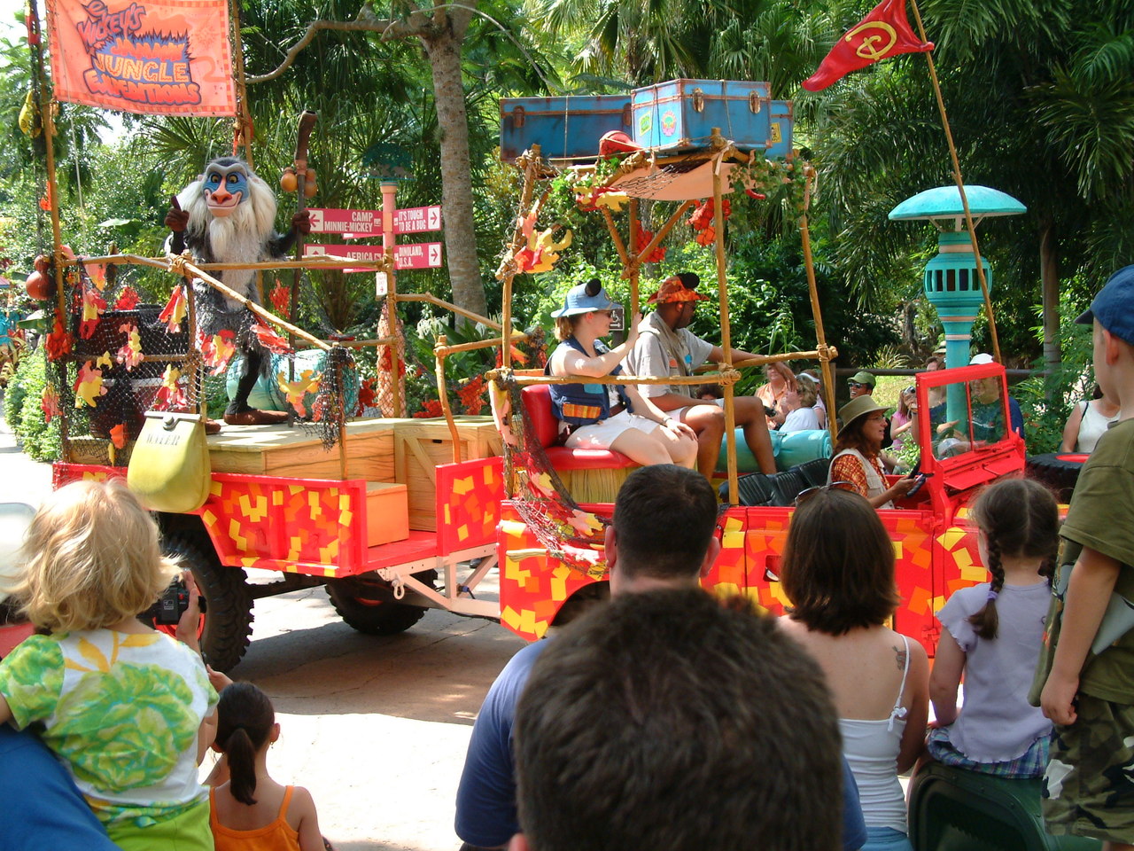 Disney062303_012.jpg