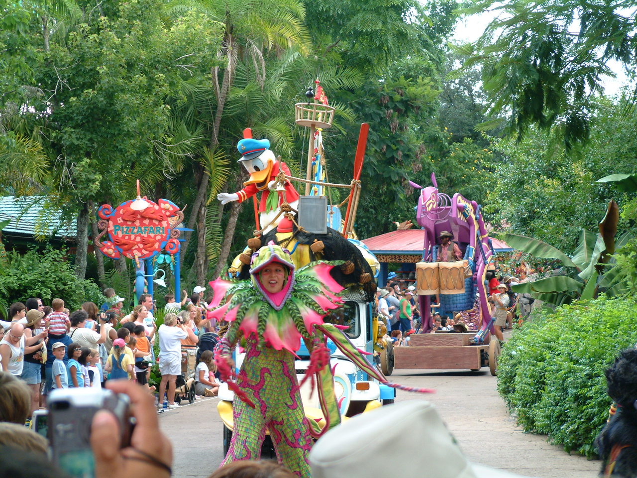Disney062303_019.jpg