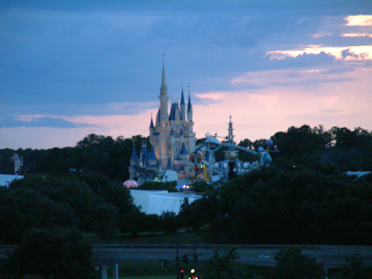 Disney7403_005.jpg