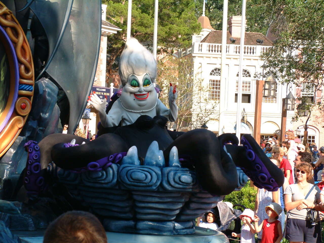 Disney_10-27-02_040.jpg