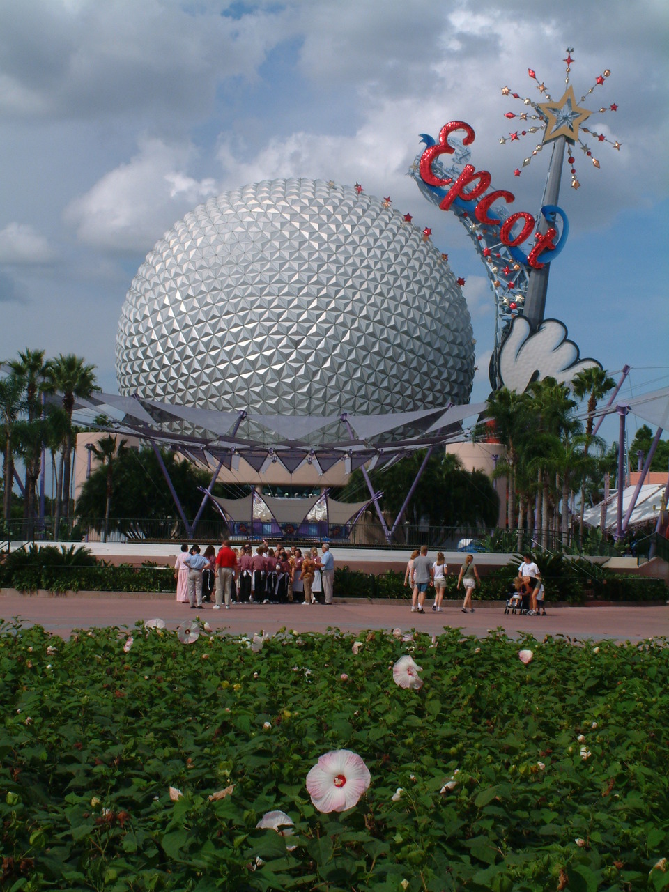 EPCOT_9-22-03_048.jpg