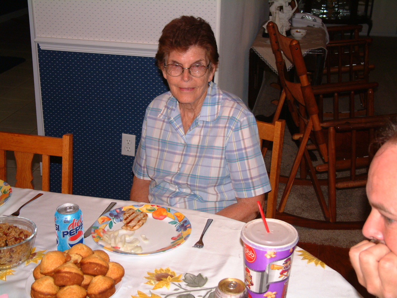 Grandma_s_79th_B-Day_Party_003.jpg