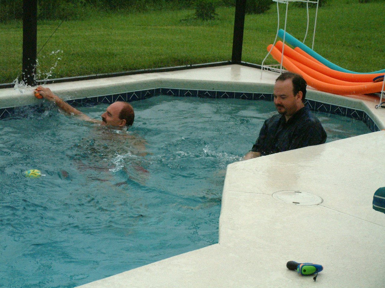 pool_8-9-03-_016.jpg
