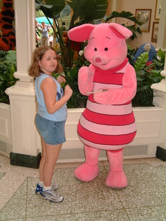 Filename=Disney62203_020.jpg
Filesize=1260KiB
Dimensions=1536x2048
Date added=Sep 28, 2019 Disney62203_020.jpg