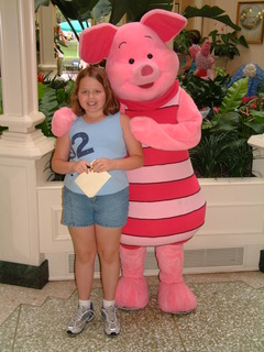 Filename=Disney62203_021.jpg
Filesize=1241KiB
Dimensions=1536x2048
Date added=Sep 28, 2019 Disney62203_021.jpg