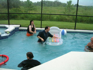 Filename=pool_8-9-03-_006.jpg
Filesize=1158KiB
Dimensions=2048x1536
Date added=Sep 28, 2019 pool_8-9-03-_006.jpg