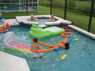 Filename=pool_9-1-03-_028.jpg
Filesize=1258KiB
Dimensions=2048x1536
Date added=Sep 28, 2019 pool_9-1-03-_028.jpg