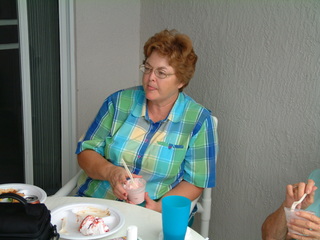 Filename=pool_9-1-03-_038.jpg
Filesize=1246KiB
Dimensions=2048x1536
Date added=Sep 28, 2019 pool_9-1-03-_038.jpg