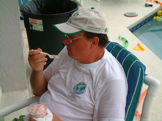 Filename=pool_9-1-03-_040.jpg
Filesize=1245KiB
Dimensions=2048x1536
Date added=Sep 28, 2019 pool_9-1-03-_040.jpg